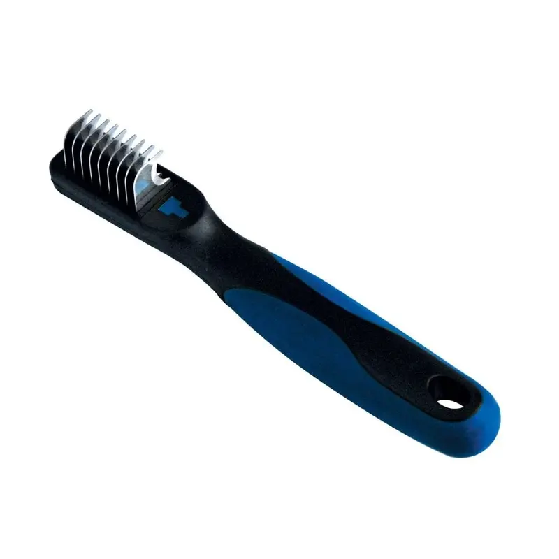 Show Tech Matt Brekaer Dematting Comb