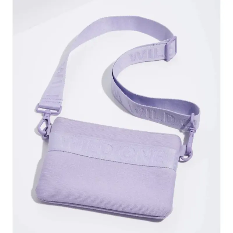 Wild One Recycled Knit Walking Treat Pouch (Lilac)