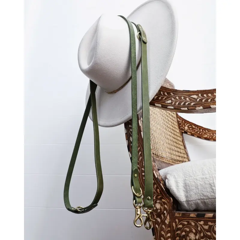 Band & Roll Crossbody Leash in Moss