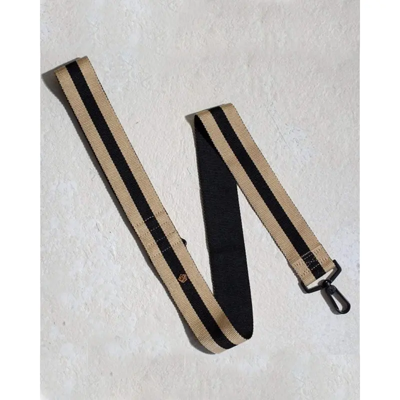 The City Dog Leash in Rue Cambon