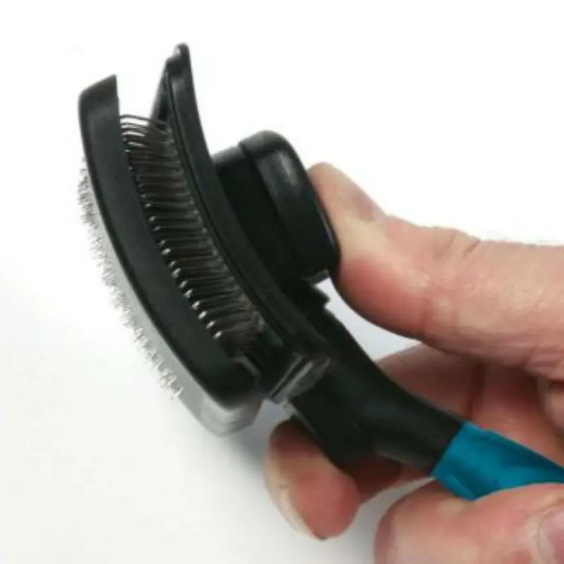 Master Grooming Tools Self-Cleaning Slicker Brush Medium